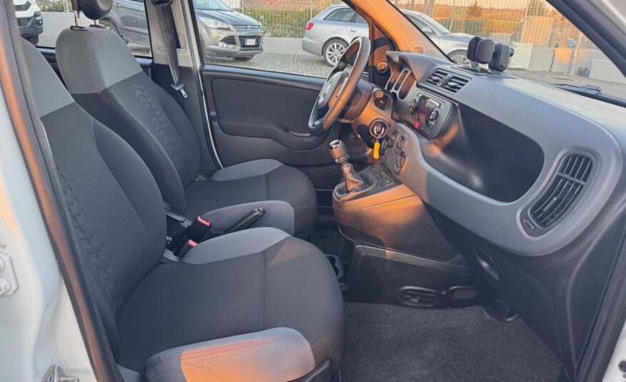 FIAD PANDA HYBRID 4 POSTI