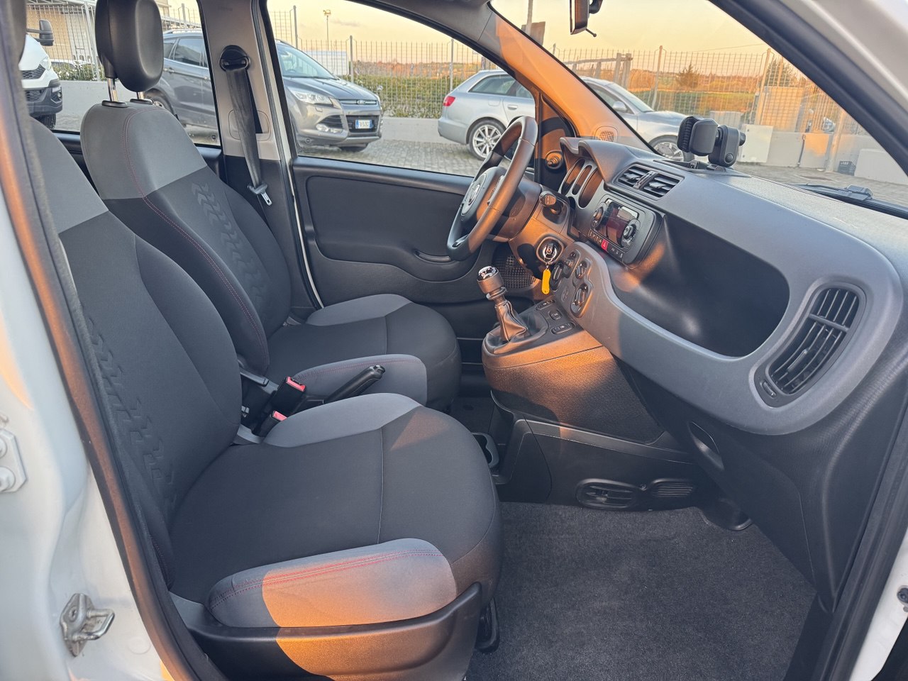 FIAD PANDA HYBRID 4 POSTI