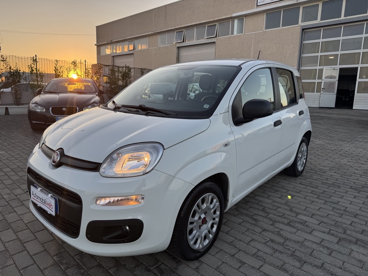 FIAD PANDA HYBRID 4 POSTI