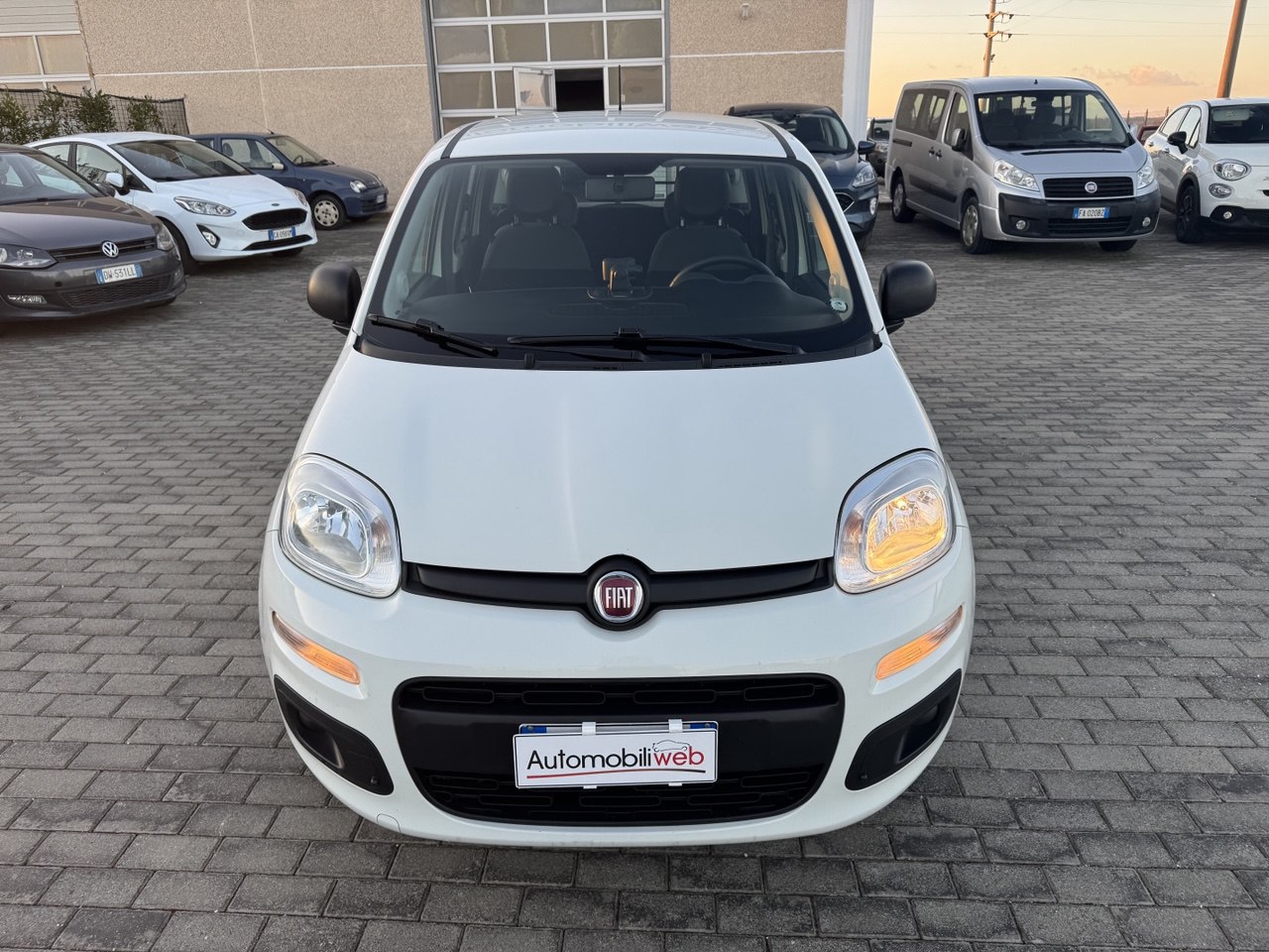 FIAD PANDA HYBRID 4 POSTI