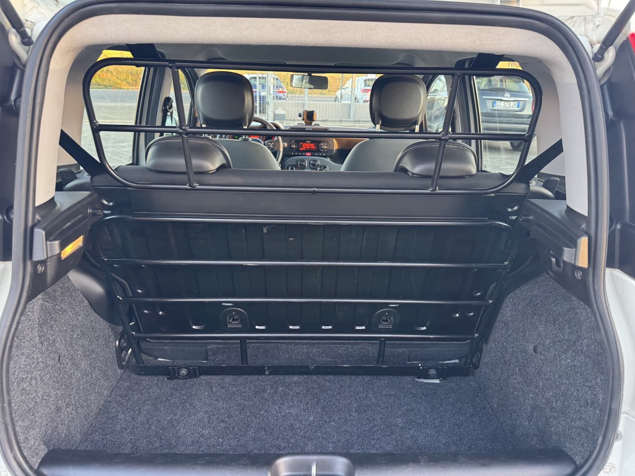 FIAD PANDA HYBRID 4 POSTI