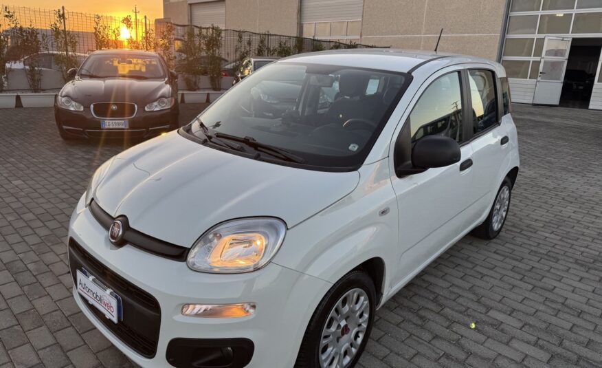 FIAD PANDA HYBRID 4 POSTI