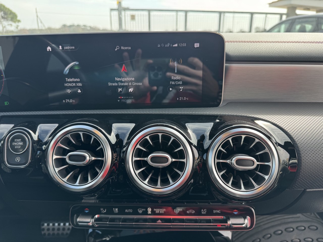 MERCEDES-BENZ CLA 200d PREMIUM AMG