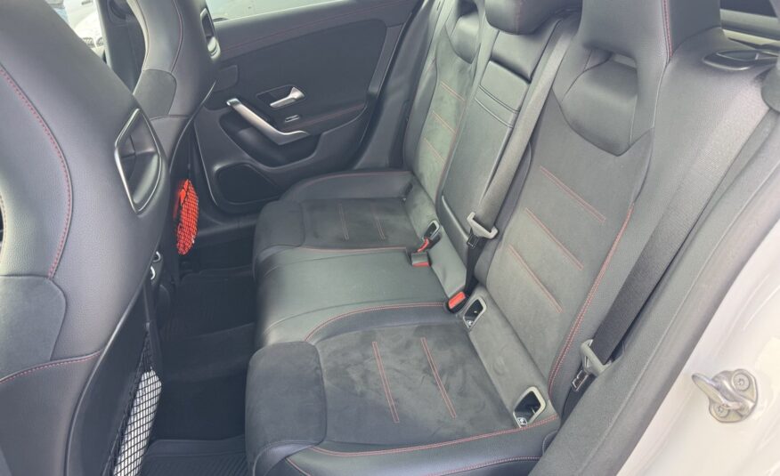 MERCEDES-BENZ CLA 200d PREMIUM AMG