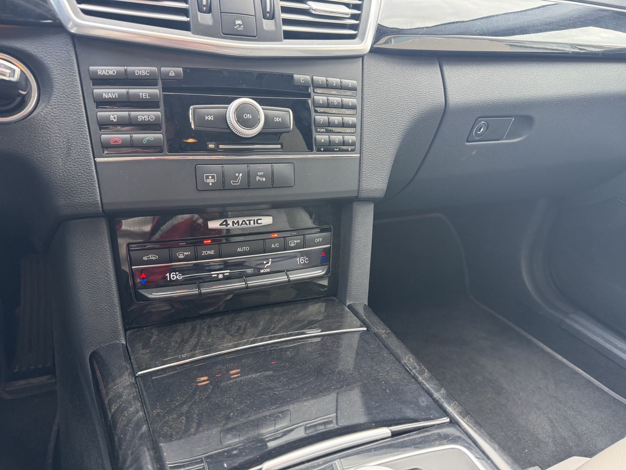 Mercedes-Benz E 350  cdi  Elegance 4matic