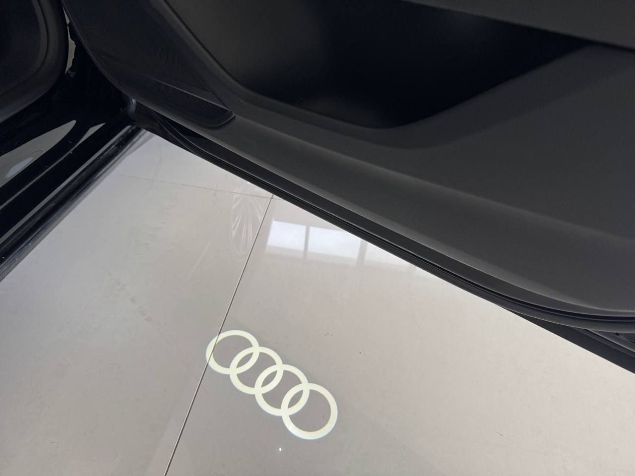 AUDI A8 50 TDI QUATTRO ELETTRICA/DIESEL