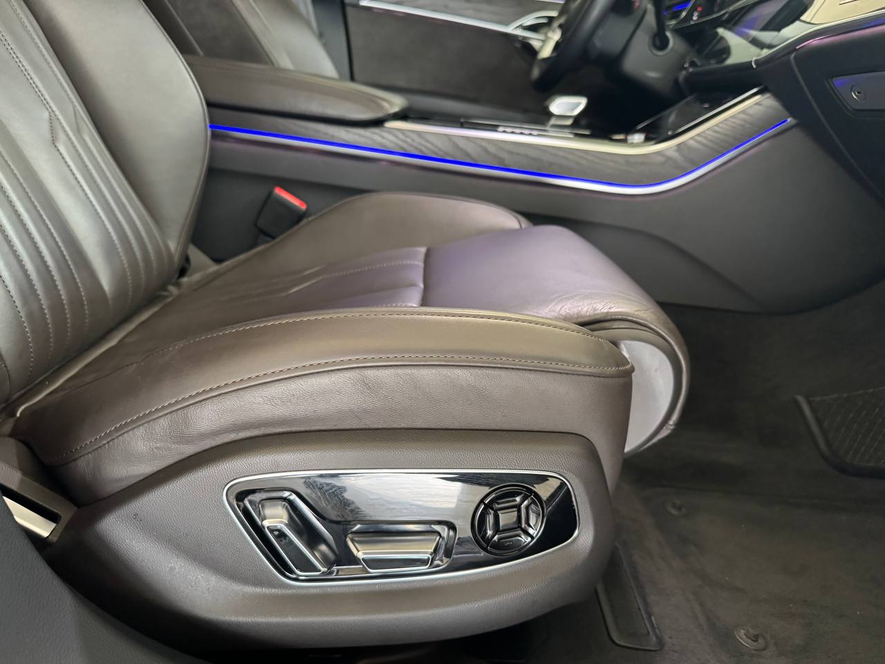 AUDI A8 50 TDI QUATTRO ELETTRICA/DIESEL