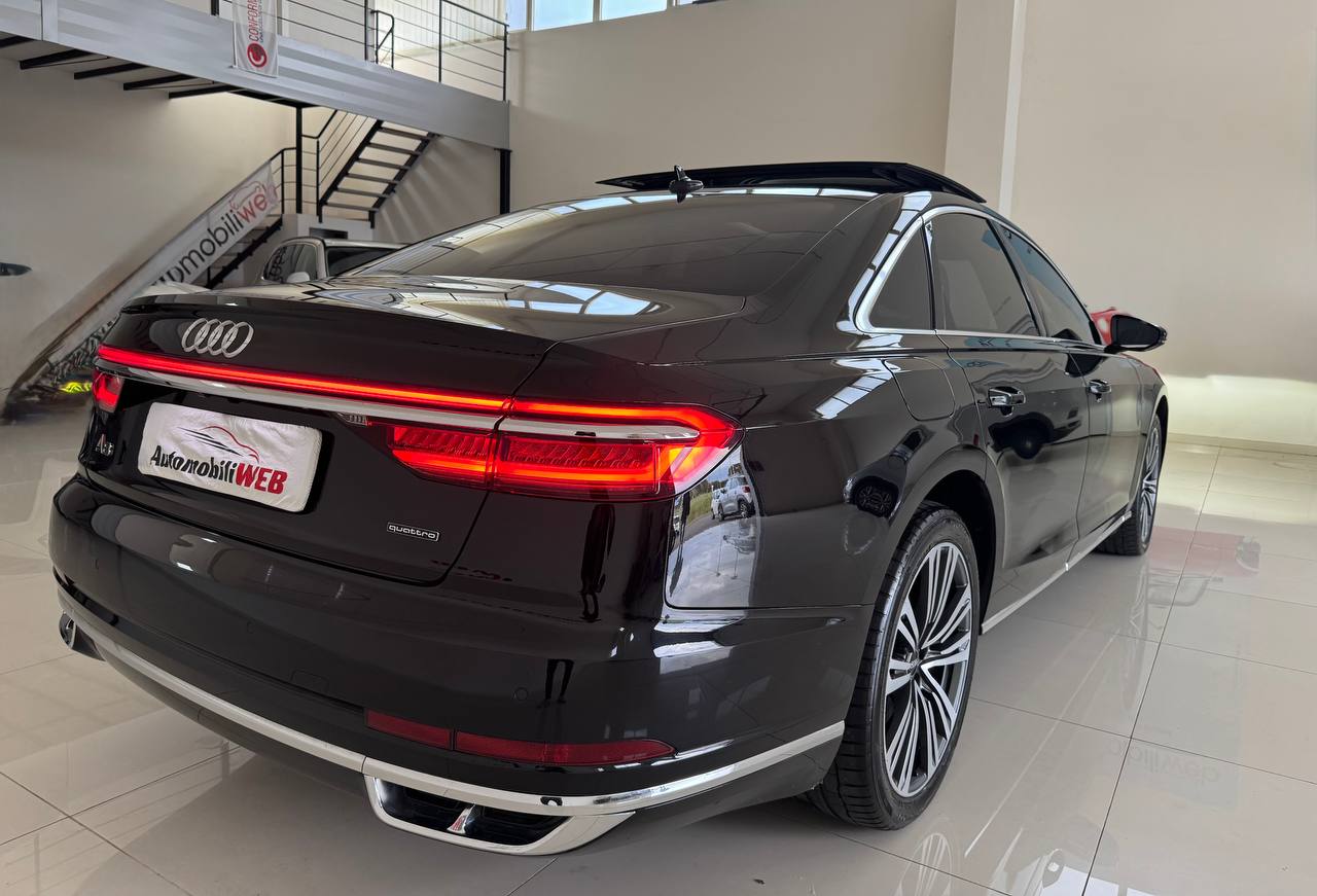 AUDI A8 50 TDI QUATTRO ELETTRICA/DIESEL