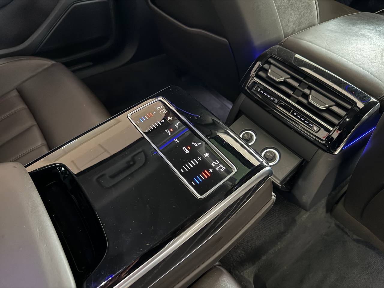 AUDI A8 50 TDI QUATTRO ELETTRICA/DIESEL