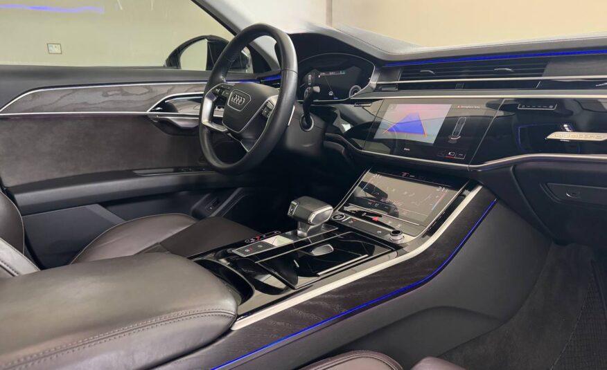 AUDI A8 50 TDI QUATTRO ELETTRICA/DIESEL