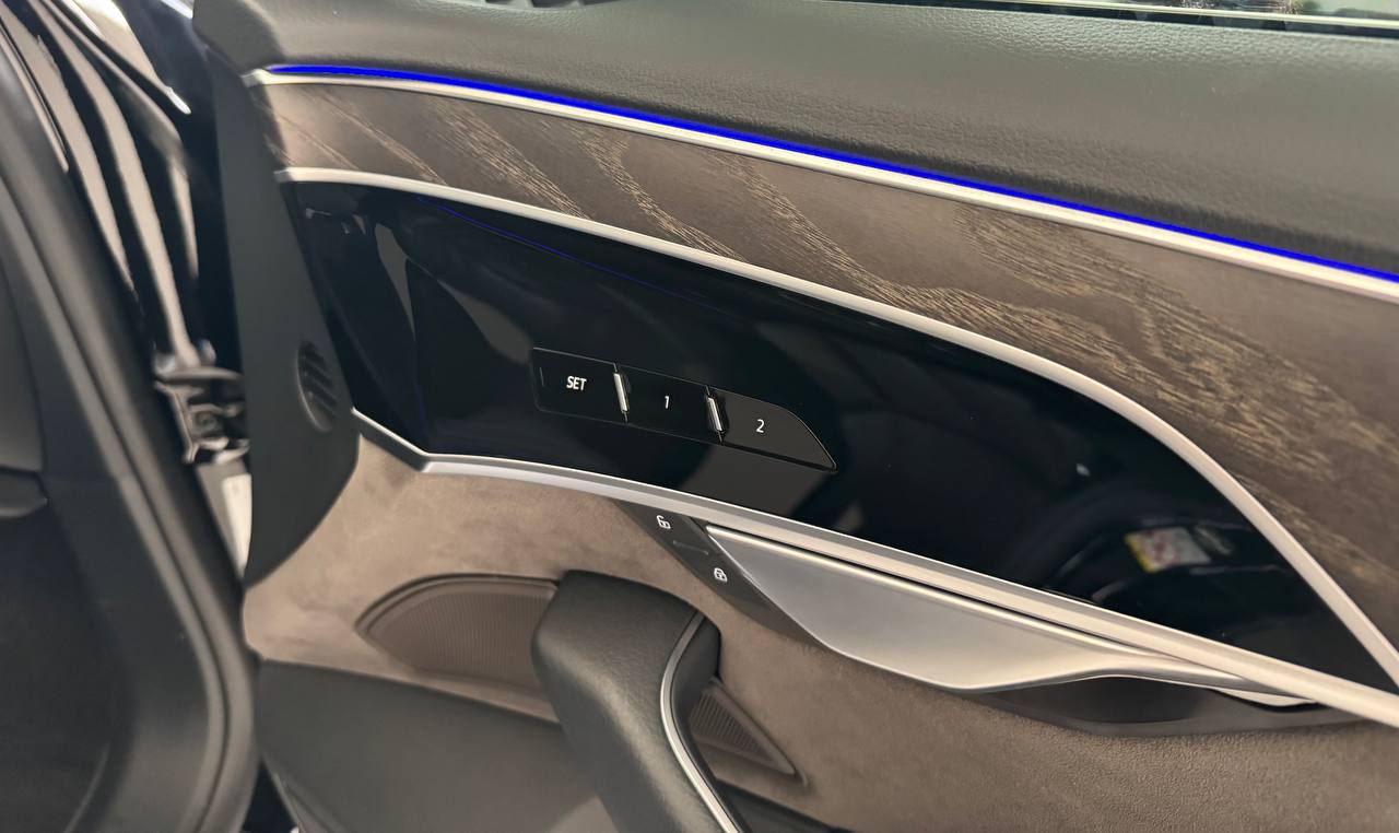 AUDI A8 50 TDI QUATTRO ELETTRICA/DIESEL