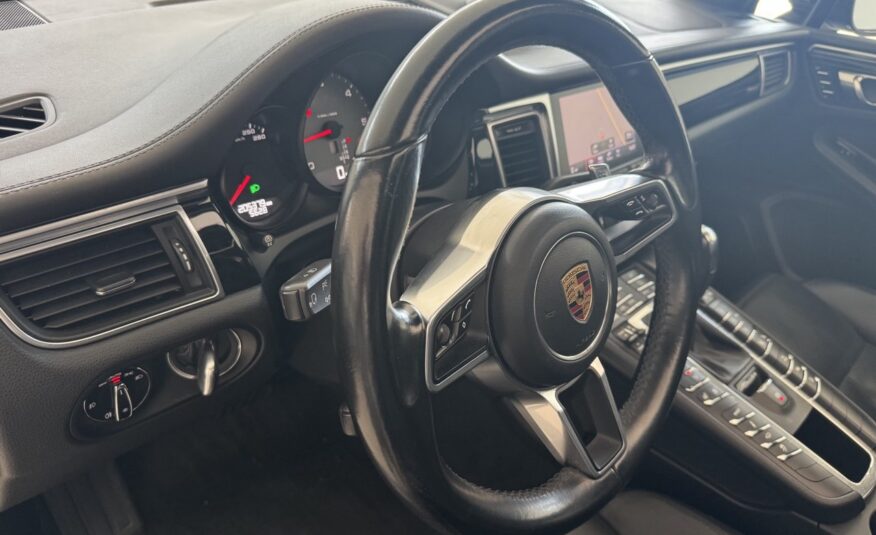 PORSCHE MACAN S