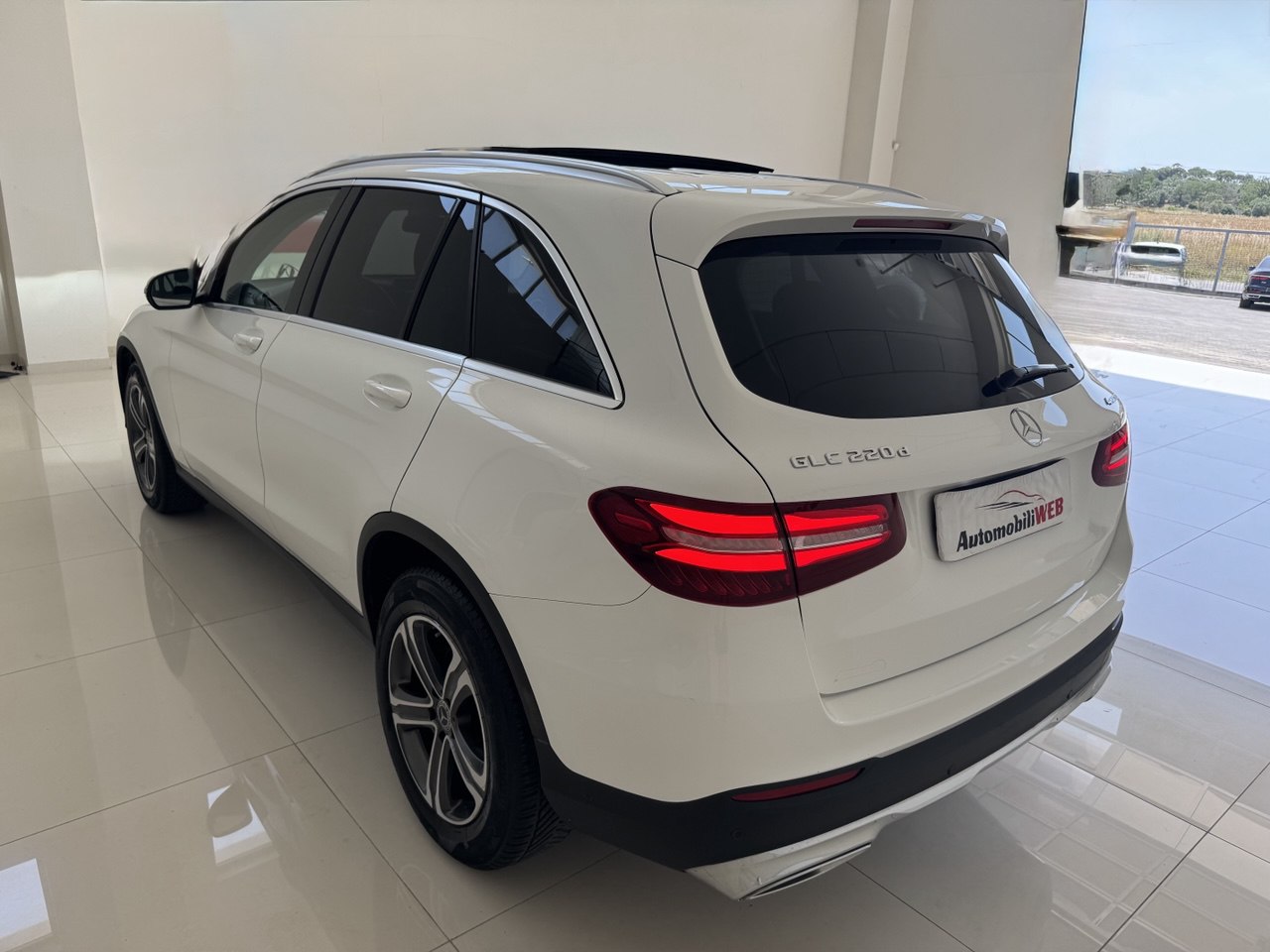 MERCEDES-GLC 220d 4MATIC