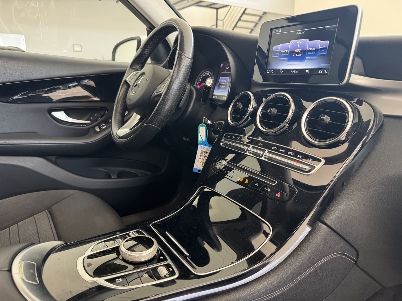 MERCEDES-GLC 220d 4MATIC