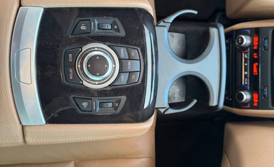 BMW 750i XDRIVE