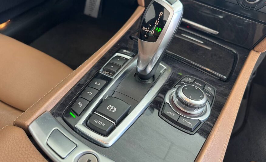 BMW 750i XDRIVE