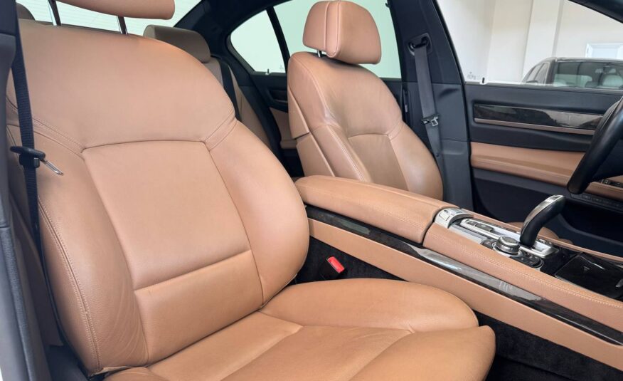 BMW 750i XDRIVE