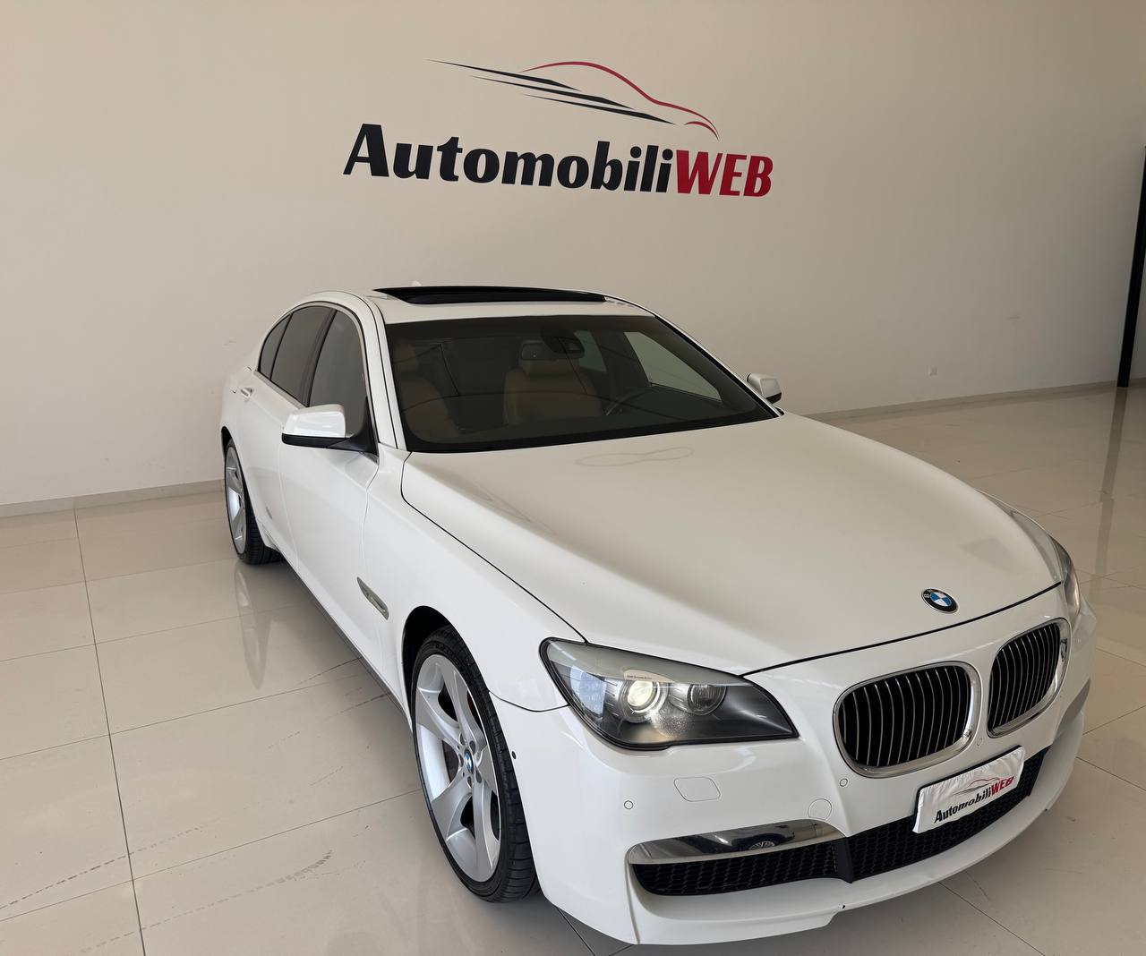 BMW 750i XDRIVE