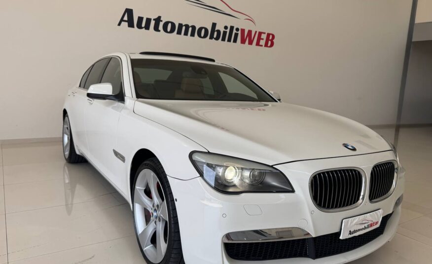 BMW 750i XDRIVE