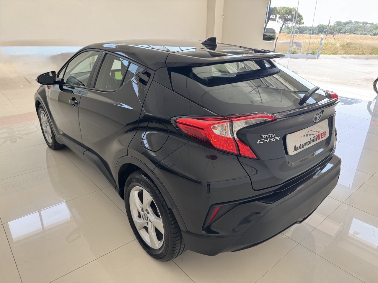 TOYOTA C-HR 1.8 STYLE