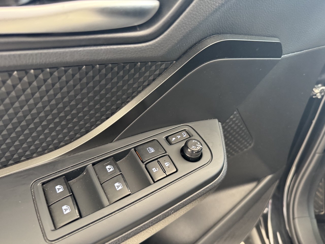 TOYOTA C-HR 1.8 STYLE