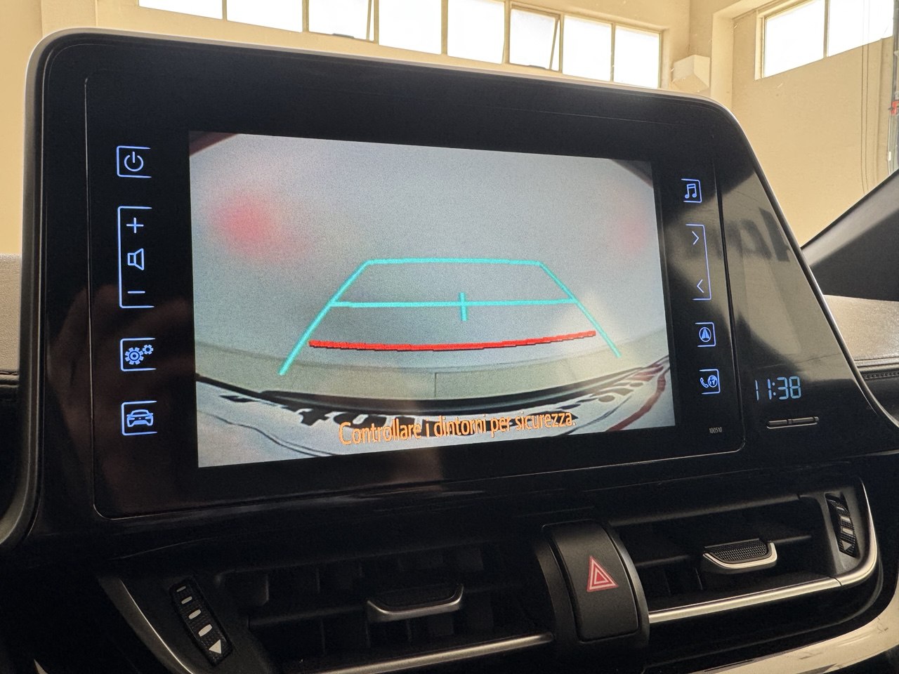 TOYOTA C-HR 1.8 STYLE