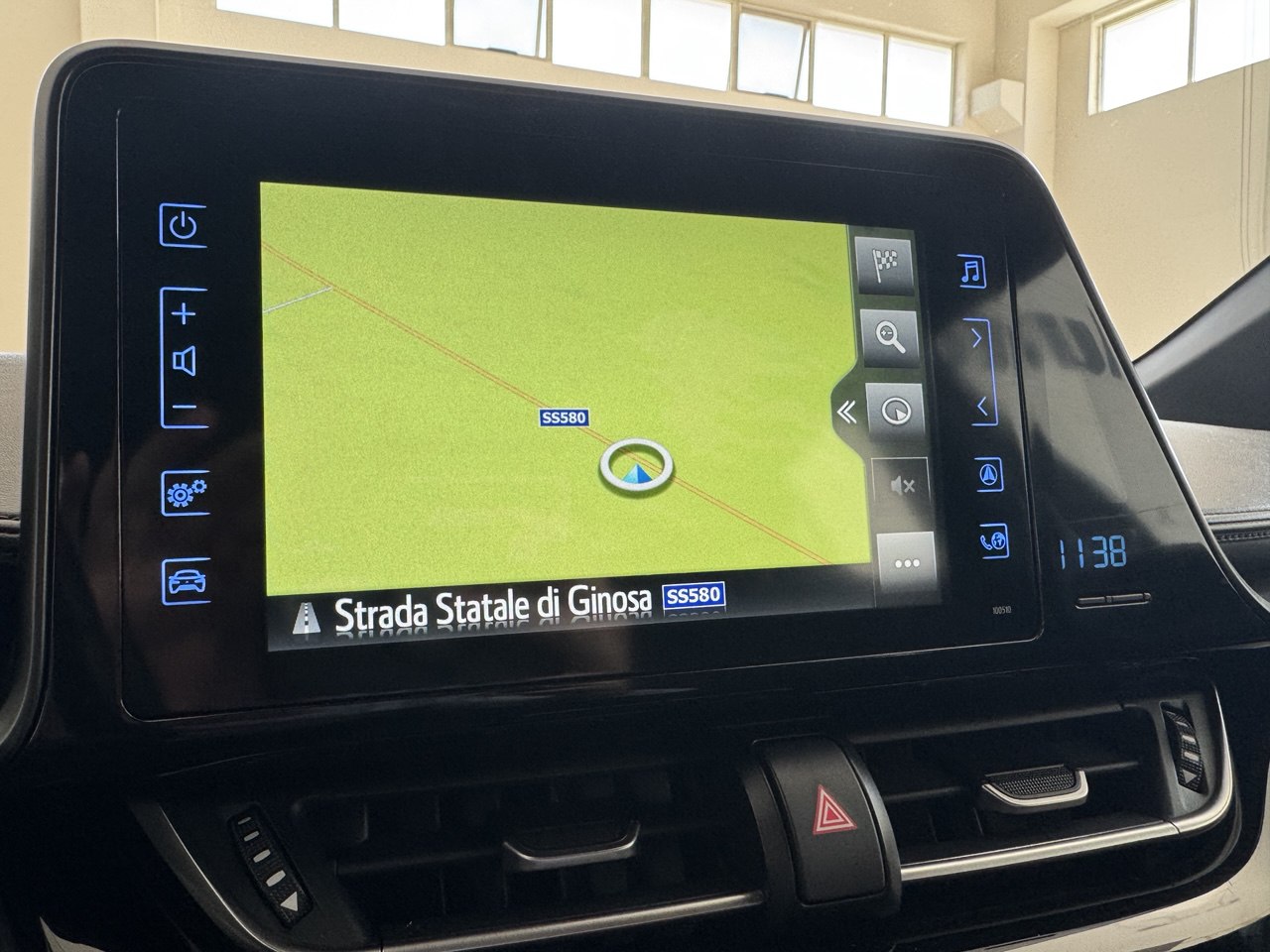 TOYOTA C-HR 1.8 STYLE