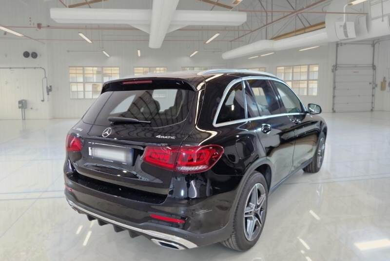 MERCEDES-BENZ GLC 200 PREMIUM 4MATIC