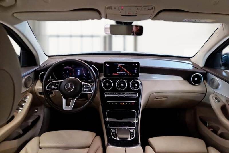 MERCEDES-BENZ GLC 200 PREMIUM 4MATIC