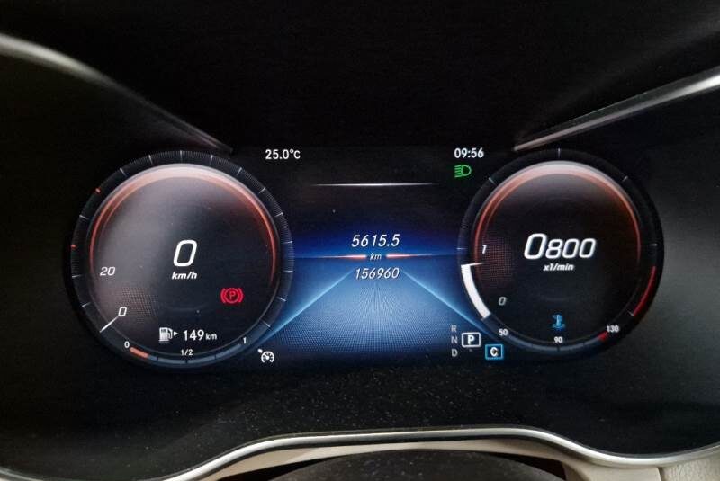 MERCEDES-BENZ GLC 200 PREMIUM 4MATIC