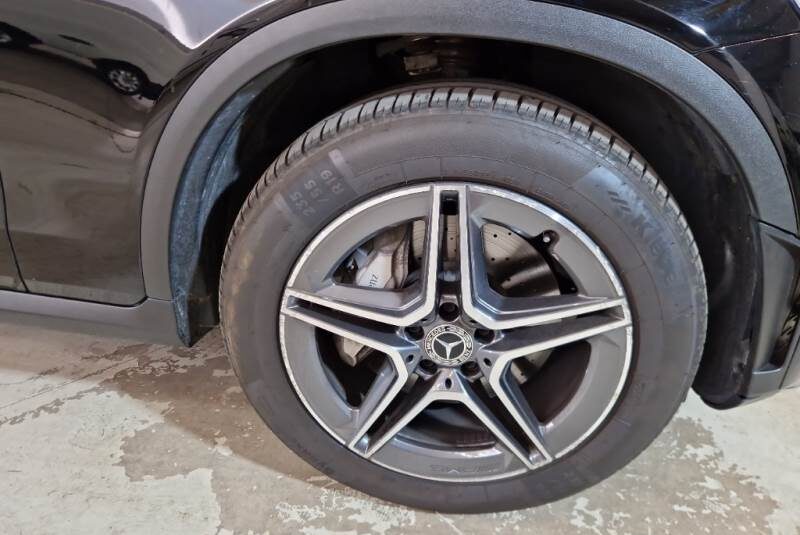 MERCEDES-BENZ GLC 200 PREMIUM 4MATIC