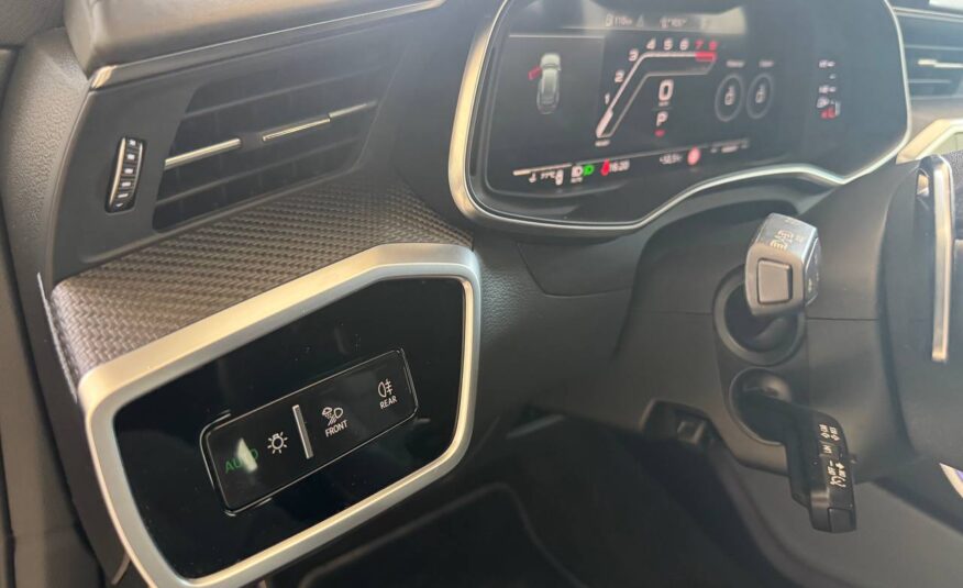 AUDI RS6 AVANT