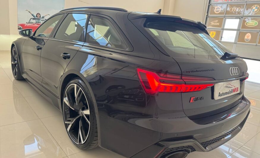 AUDI RS6 AVANT