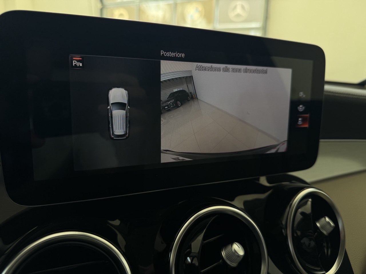 MERCEDES-BENZ GLC 200 PREMIUM 4MATIC