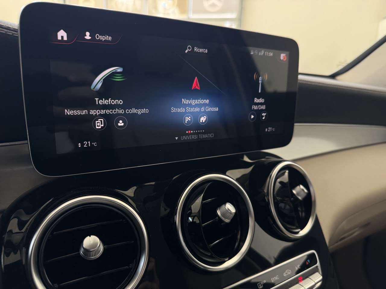 MERCEDES-BENZ GLC 200 PREMIUM 4MATIC