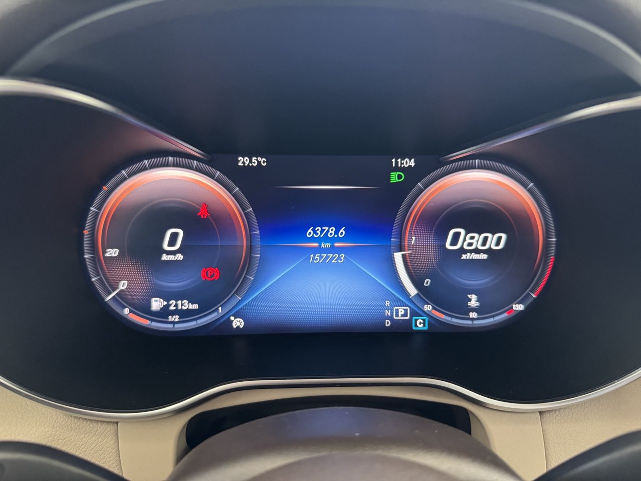 MERCEDES-BENZ GLC 200 PREMIUM 4MATIC