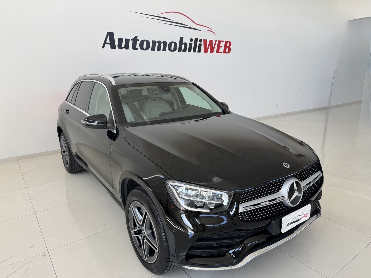MERCEDES-BENZ GLC 200 PREMIUM 4MATIC