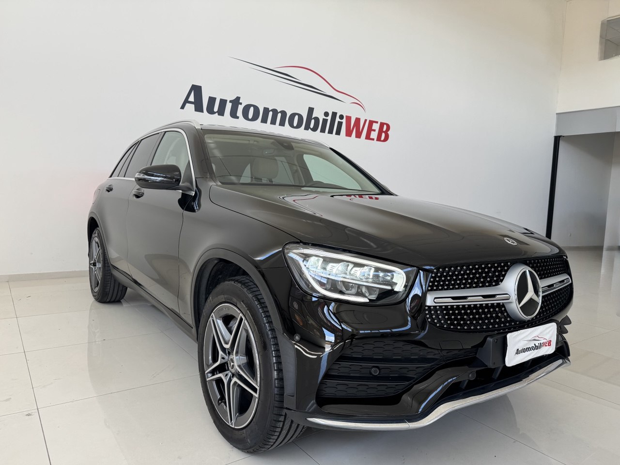 MERCEDES-BENZ GLC 200 PREMIUM 4MATIC