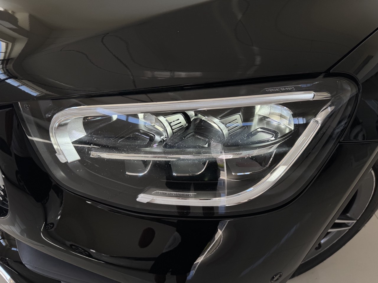 MERCEDES-BENZ GLC 200 PREMIUM 4MATIC