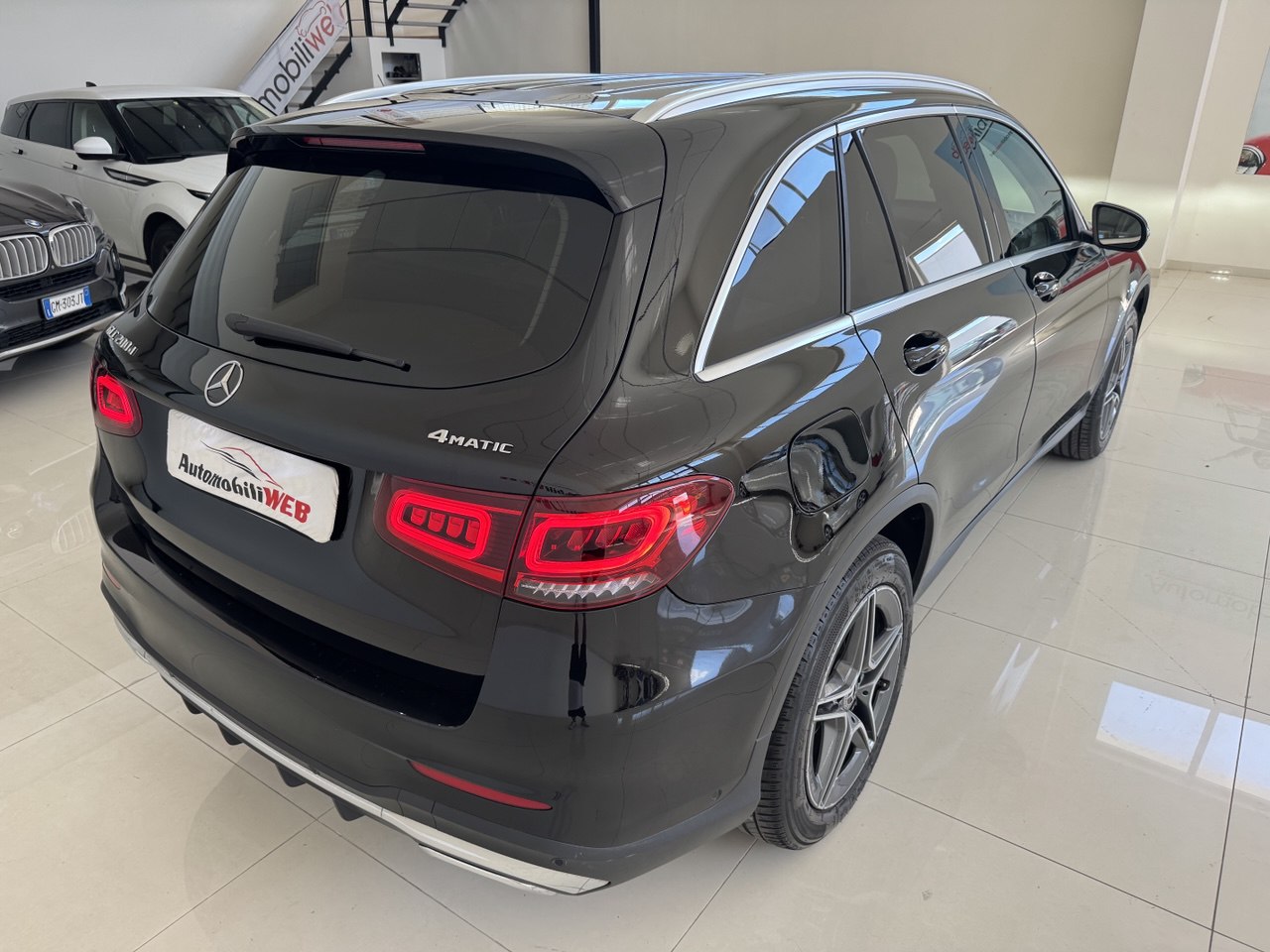 MERCEDES-BENZ GLC 200 PREMIUM 4MATIC
