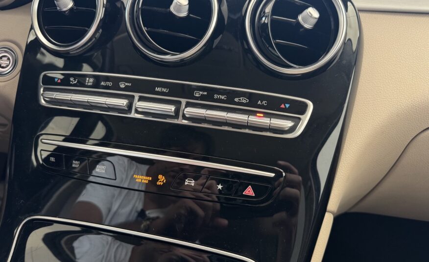MERCEDES-BENZ GLC 200 PREMIUM 4MATIC
