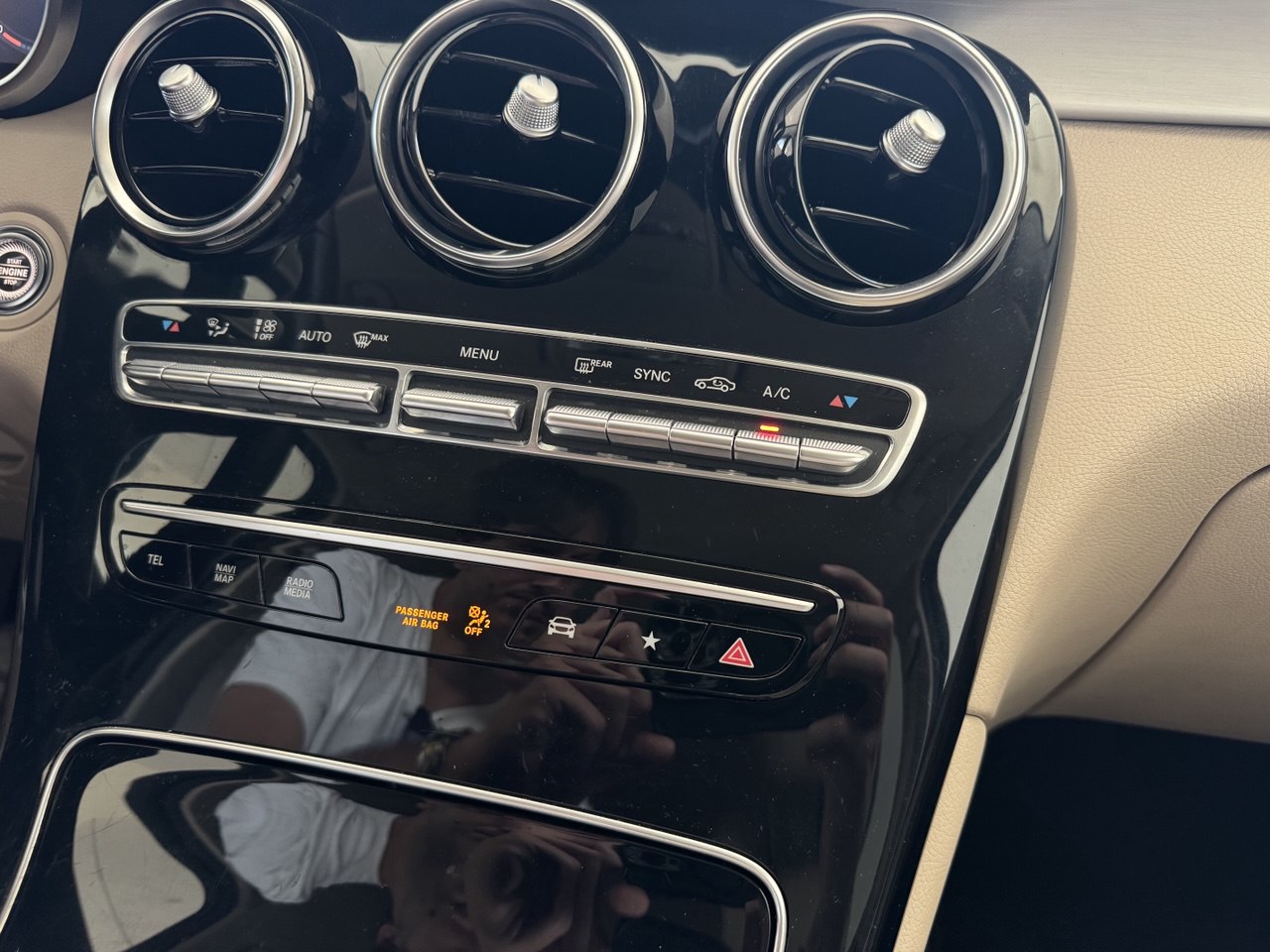 MERCEDES-BENZ GLC 200 PREMIUM 4MATIC