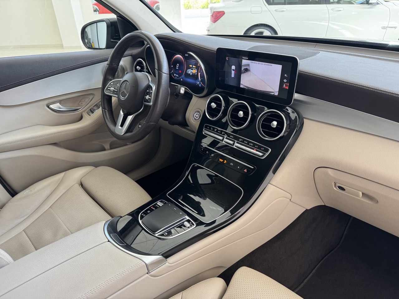 MERCEDES-BENZ GLC 200 PREMIUM 4MATIC
