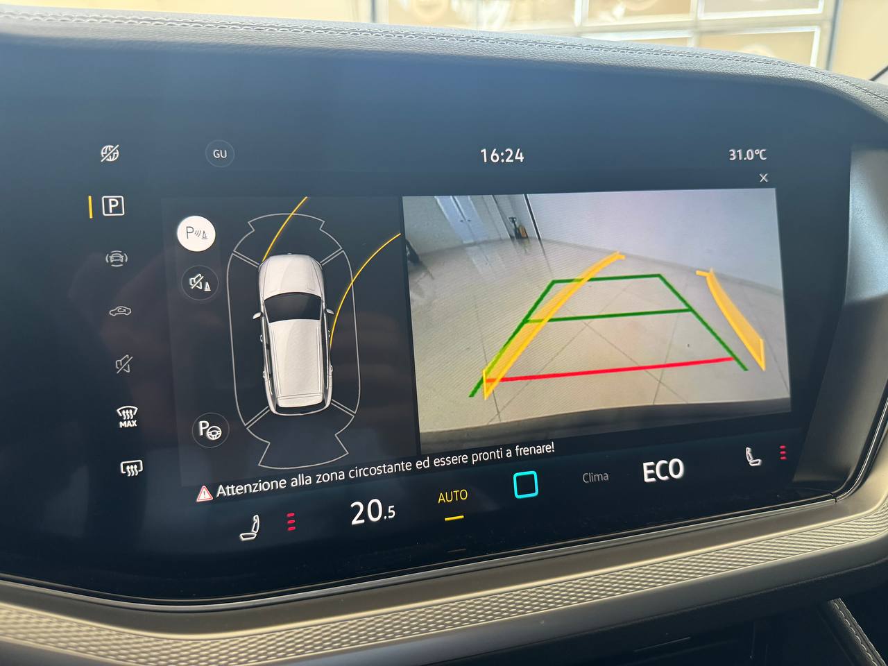 VOLKSWAGEN TOUAREG 3.0 231