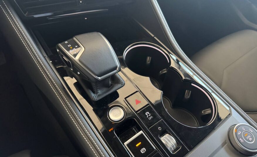 VOLKSWAGEN TOUAREG 3.0 231