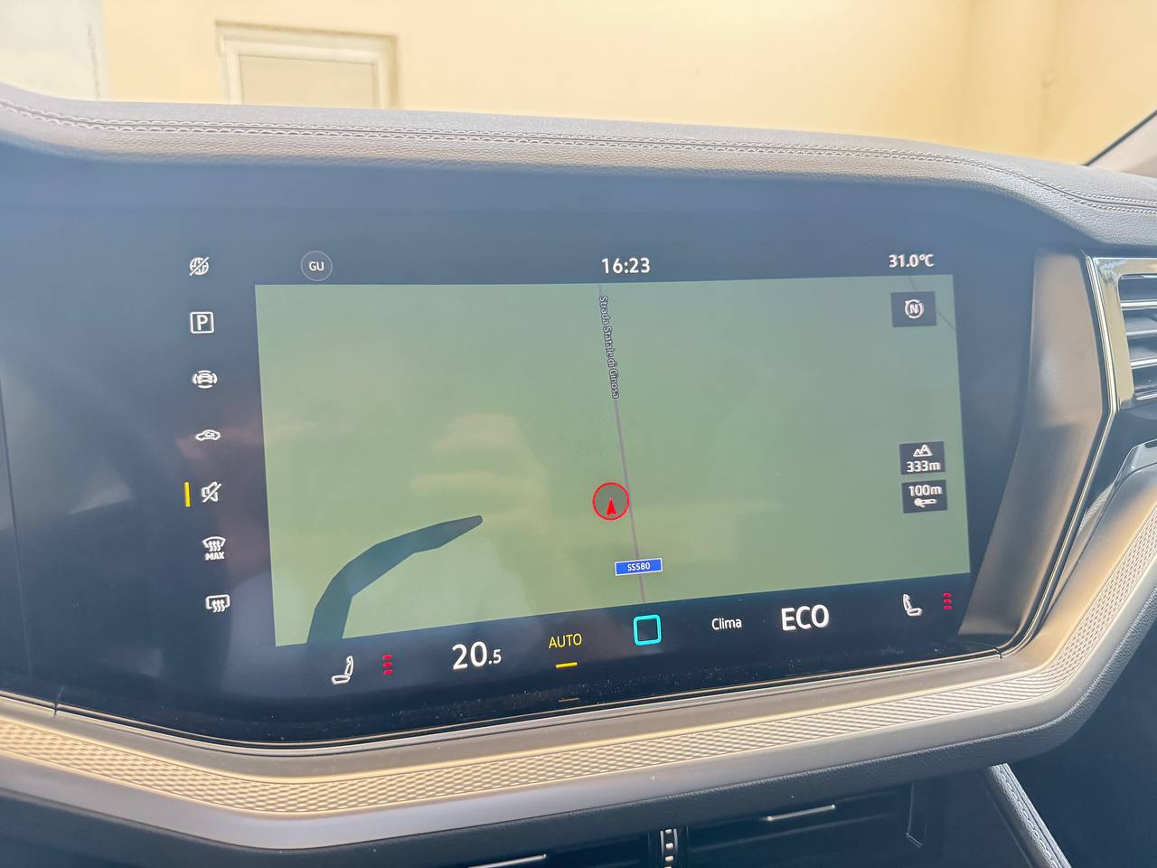 VOLKSWAGEN TOUAREG 3.0 231