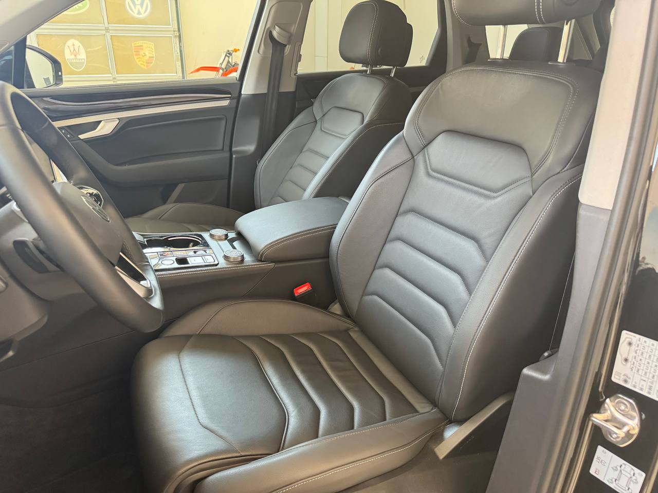 VOLKSWAGEN TOUAREG 3.0 231