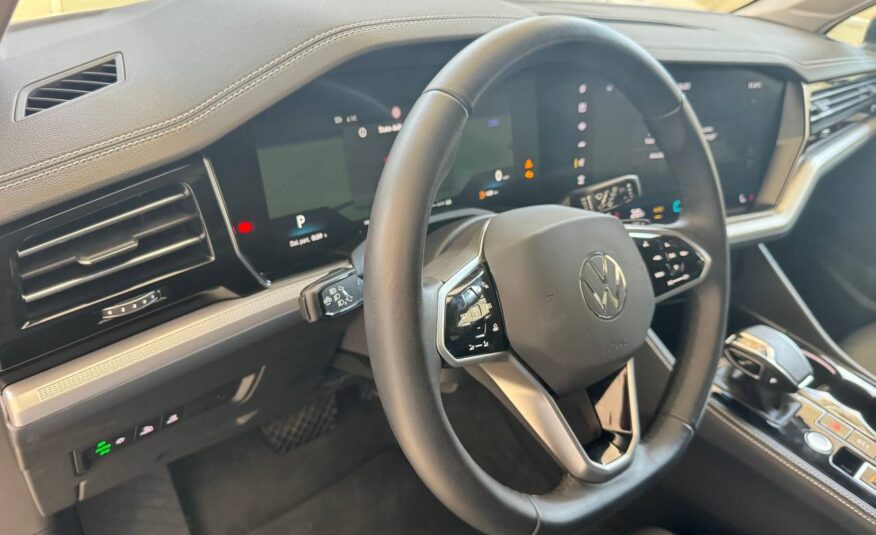 VOLKSWAGEN TOUAREG 3.0 231