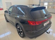 VOLKSWAGEN TOUAREG 3.0 231