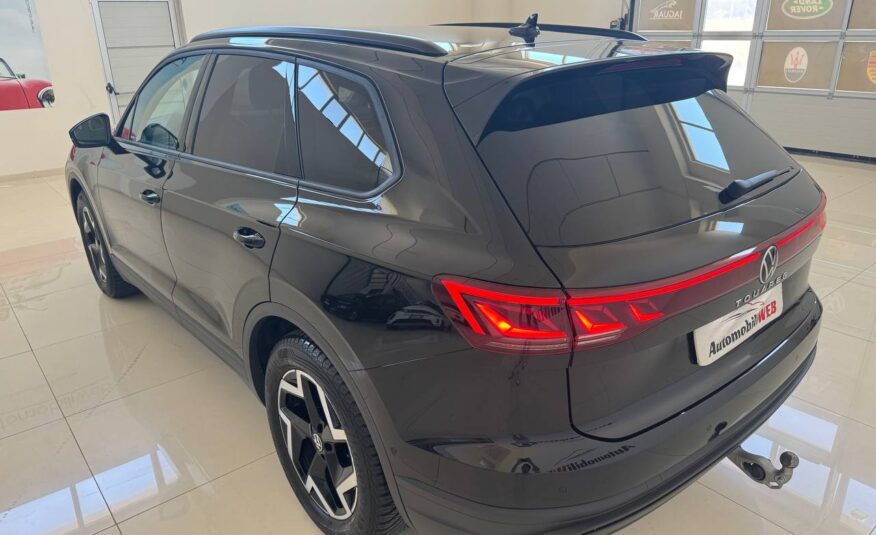 VOLKSWAGEN TOUAREG 3.0 231